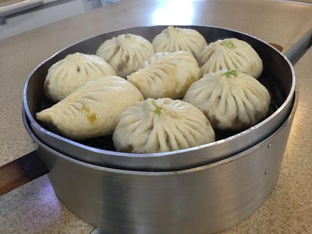 在哈爾濱旅游三天，主要想品嘗美食，有人能推薦一下路線嗎？