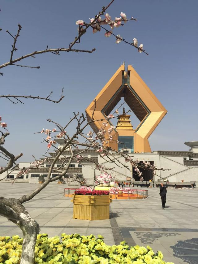 旅游中去過哪些值得推薦的寺廟景區(qū)呢？請說明推薦理由是什么？